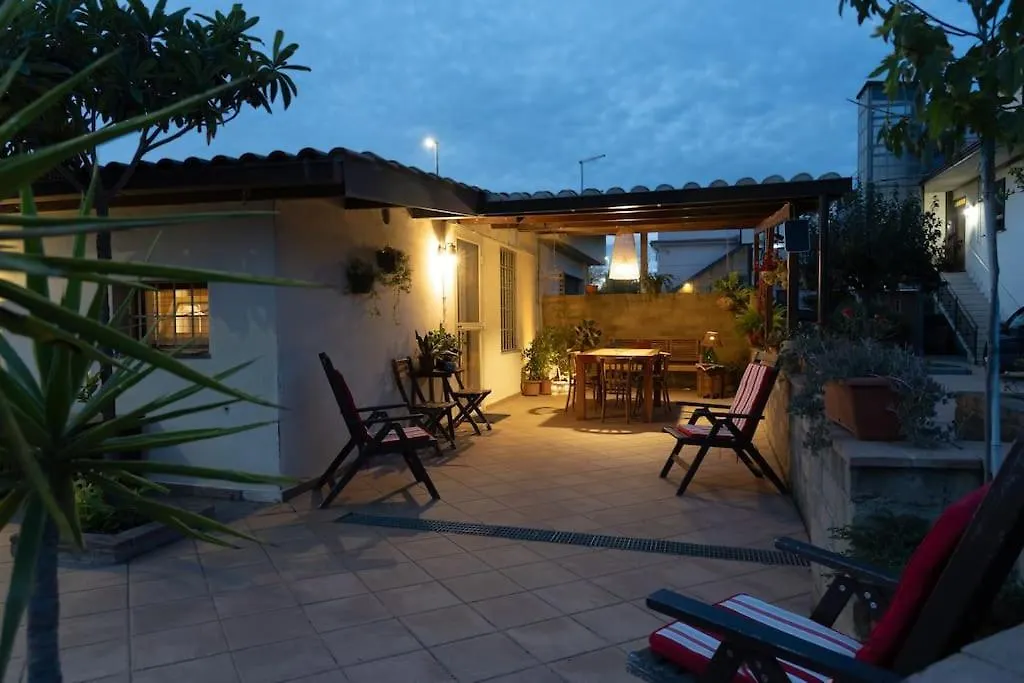 Apartmán Casa Dantemini Casa Fiera Di Roma Piana Del Solerm Fiumicino 0*, Řím Itálie