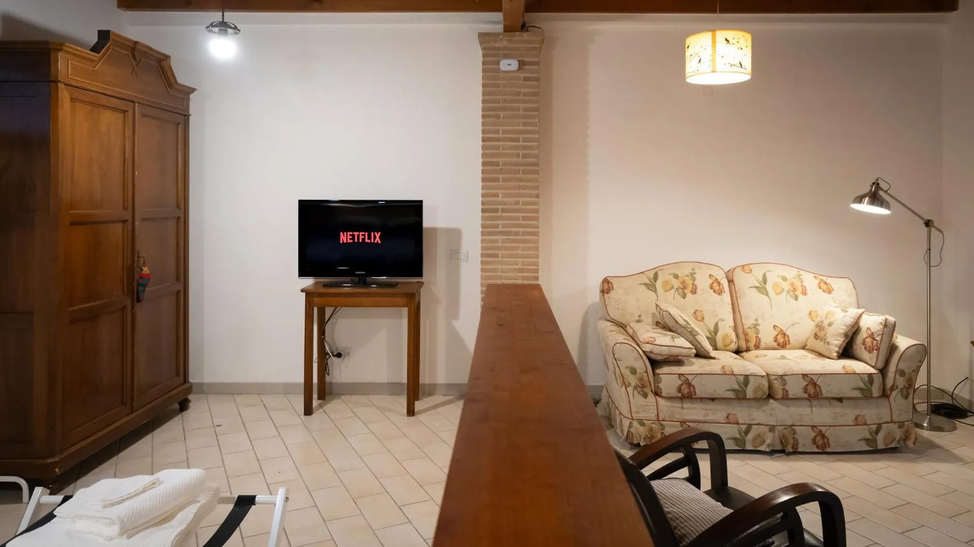 Casa Dantemini Casa Fiera Di Roma Piana Del Solerm Fiumicino Apartment 0*, Rome Italy